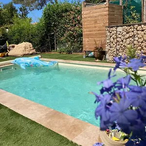 Dans Maison Avec Piscine Séjour chez l'habitant