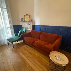 Large Family Typical Parisian Appartement Paris