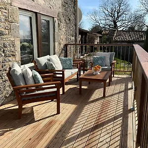 Les Pérard Hébergement de vacances Caylus